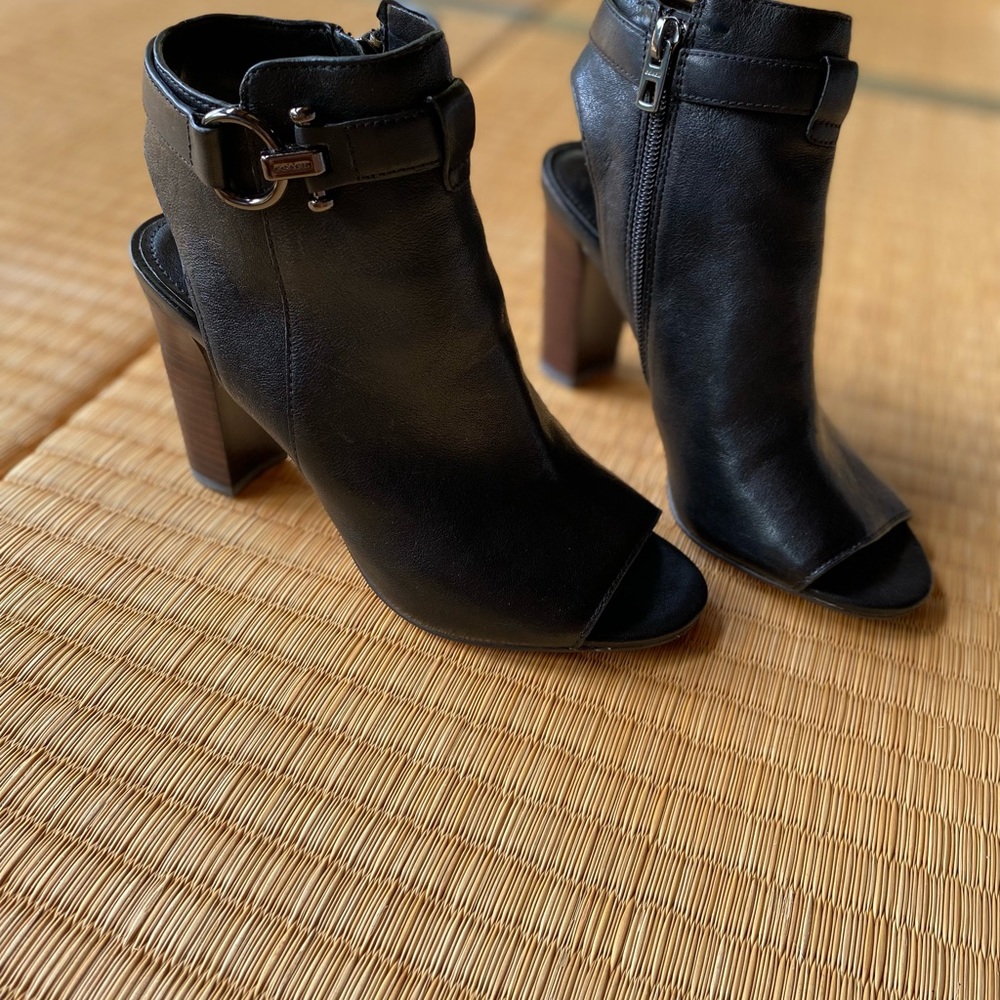 Coach peep-toe booties black size 5.5 - Picture 7 of 8